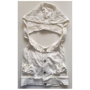 Bow vest from South Korea